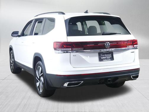 Pure White 2025 Volkswagen Atlas 2.0T SE w/Technology 4MOTION