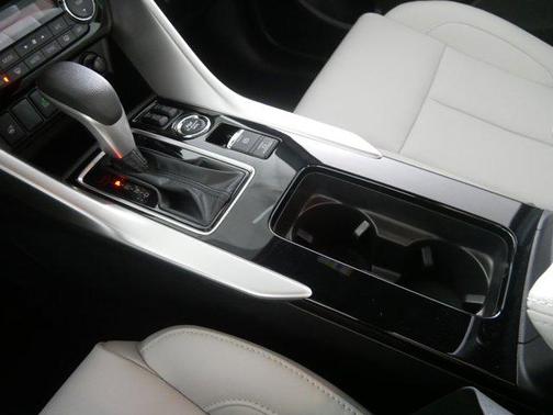 2025 Mitsubishi Eclipse Cross SEL
