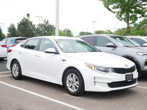 Snow White Pearl 2018 Kia Optima LX