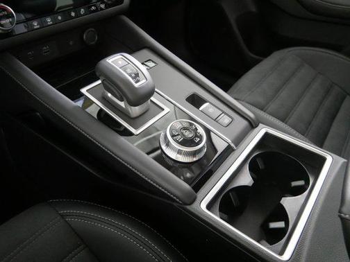 2025 Mitsubishi Outlander PHEV SE S-AWC