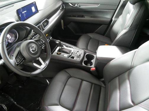 2025 Mazda CX-5 Carbon Edition