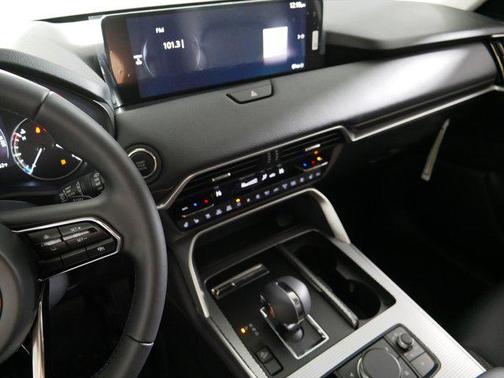 Jet Black Mica 2026 Mazda CX-70 3.3 Turbo Preferred