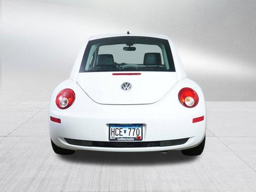 2010 Volkswagen New Beetle 2.5L