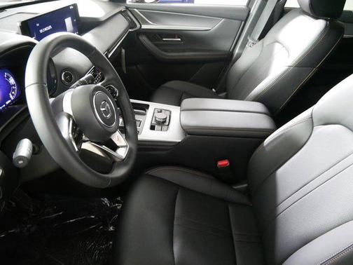 Rhodium White Premium 2026 Mazda CX-70 PHEV SC Plus