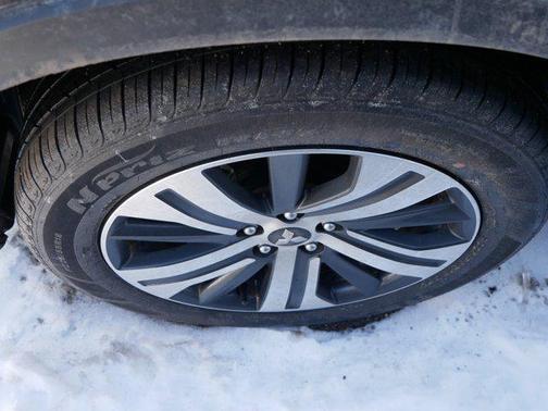 2024 Mitsubishi Outlander Sport SE