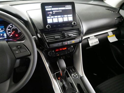 2026 Mitsubishi Eclipse Cross LE