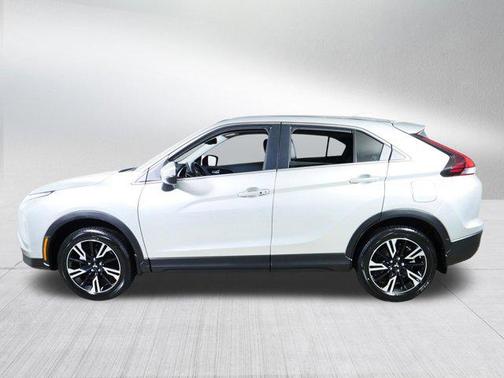 Alloy Silver Metallic 2024 Mitsubishi Eclipse Cross SE