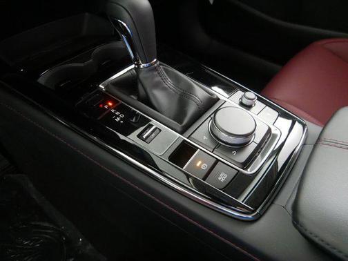 2025 Mazda CX-30 2.5 S Carbon Edition
