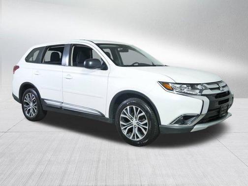 2018 Mitsubishi Outlander ES