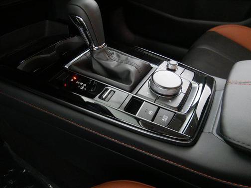 2025 Mazda CX-30 2.5 Carbon Turbo