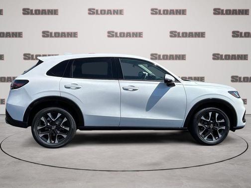 Platinum White Pearl 2027 Honda HR-V EX-L