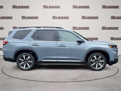 2025 Honda Pilot Touring 8-Passenger