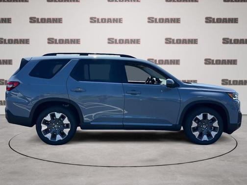 Sonic Gray Pearl 2026 Honda Pilot Elite