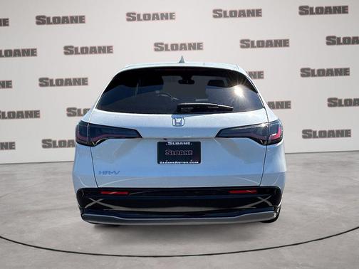 Platinum White Pearl 2027 Honda HR-V EX-L
