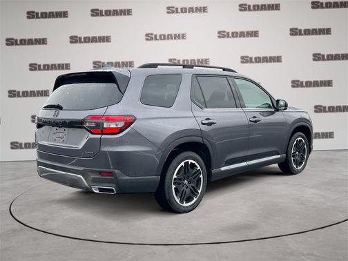 2026 Honda Pilot Touring 8-Passenger