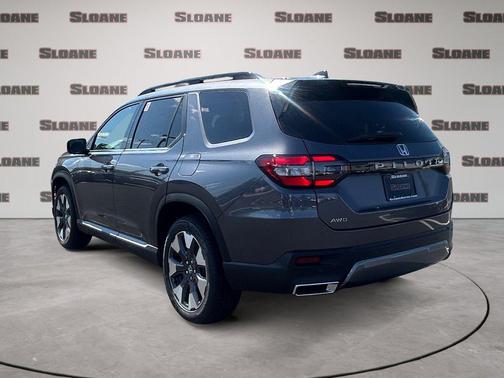 Modern Steel Metallic 2026 Honda Pilot Elite
