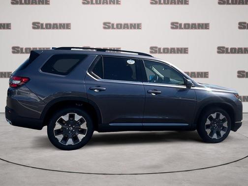 Modern Steel Metallic 2026 Honda Pilot Elite