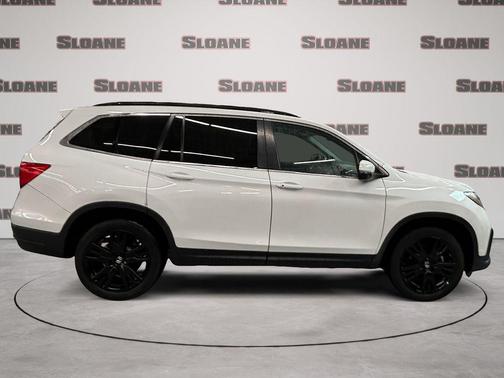 Platinum 2022 Honda Pilot AWD Special Edition