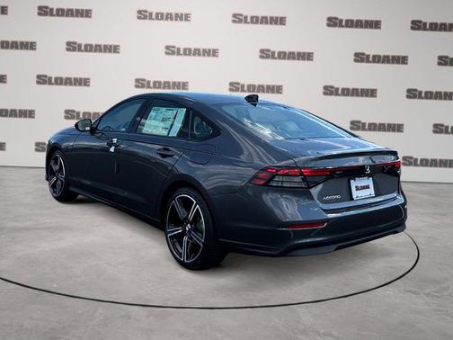 Meteorite Gray Metallic 2026 Honda Accord SE