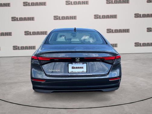 Meteorite Gray Metallic 2026 Honda Accord SE
