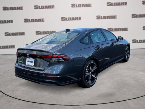 Meteorite Gray Metallic 2026 Honda Accord SE