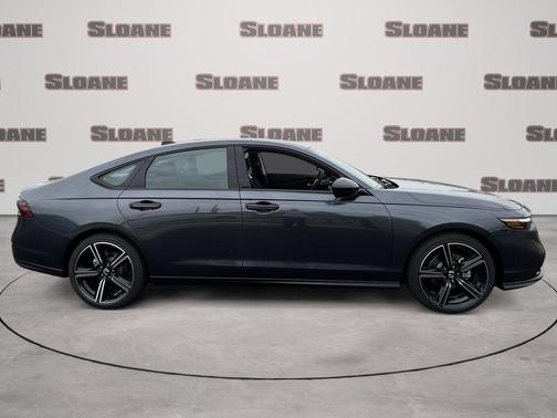 Meteorite Gray Metallic 2026 Honda Accord SE