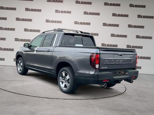 Modern Steel Metallic 2026 Honda Ridgeline RTL