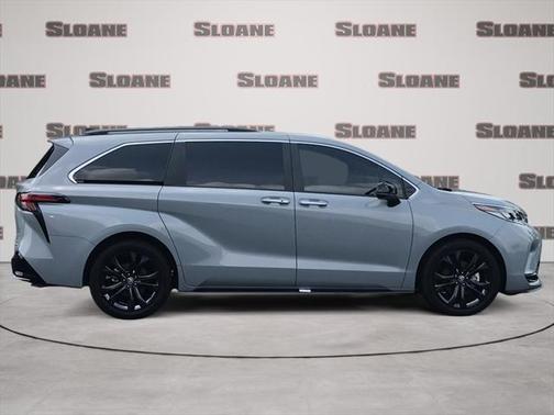 2024 Toyota Sienna XSE 7 Passenger