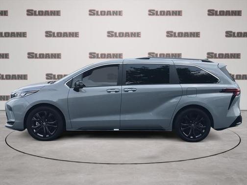 2024 Toyota Sienna XSE 7 Passenger
