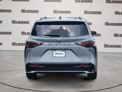 2024 Toyota Sienna XSE 7 Passenger