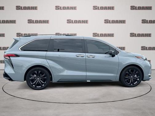 2024 Toyota Sienna XSE 7 Passenger