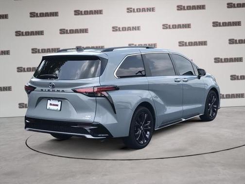 2024 Toyota Sienna XSE 7 Passenger
