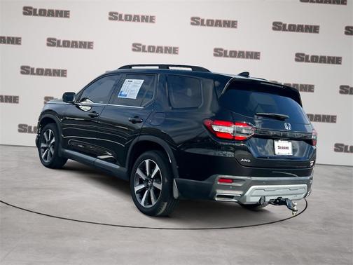 2023 Honda Pilot AWD Elite