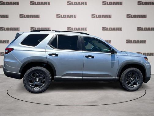 Solar Silver Metallic 2026 Honda Pilot TrailSport