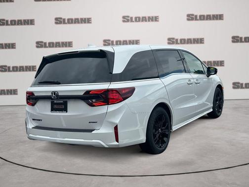 Platinum White Pearl 2026 Honda Odyssey Sport-L