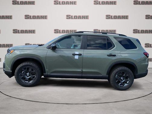 Ash Green Metallic 2026 Honda Pilot TrailSport