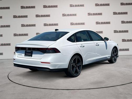 Platinum White Pearl 2026 Honda Accord SE