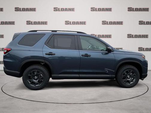 Smoke Blue Pearl 2026 Honda Pilot TrailSport