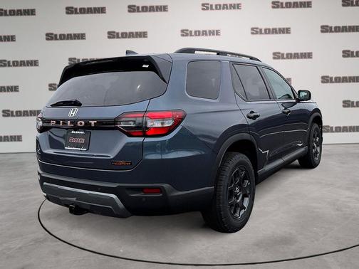 Smoke Blue Pearl 2026 Honda Pilot TrailSport