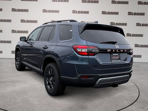 Smoke Blue Pearl 2026 Honda Pilot TrailSport