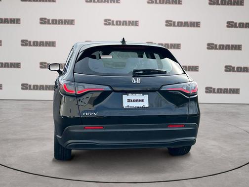 Crystal Black Pearl 2023 Honda HR-V LX