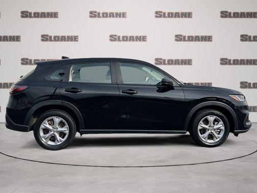 Crystal Black Pearl 2023 Honda HR-V LX