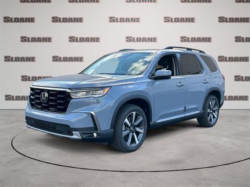 2025 Honda Pilot Touring 8-Passenger