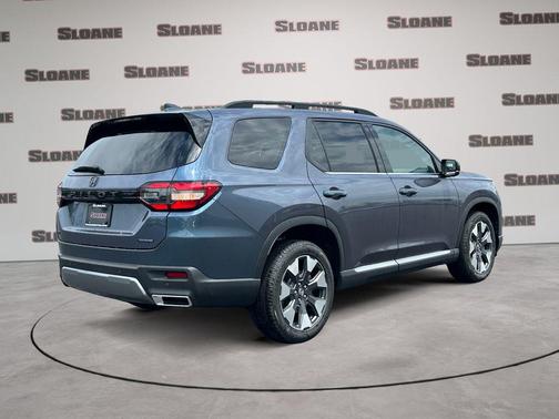 Smoke Blue Pearl 2026 Honda Pilot Touring 8-Passenger