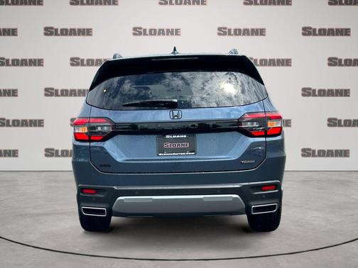 Smoke Blue Pearl 2026 Honda Pilot Touring 8-Passenger