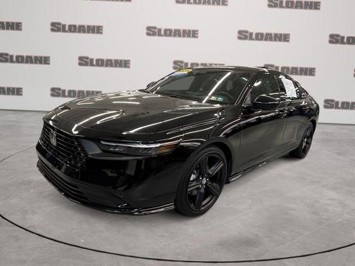 Crystal Black Pearl 2025 Honda Accord Hybrid Sport-L