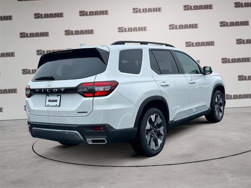 2026 Honda Pilot Touring 8-Passenger