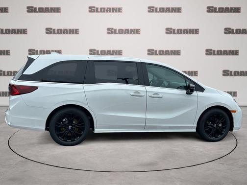 Platinum White Pearl 2026 Honda Odyssey Sport-L