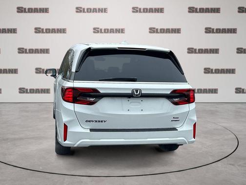 Platinum White Pearl 2026 Honda Odyssey Sport-L