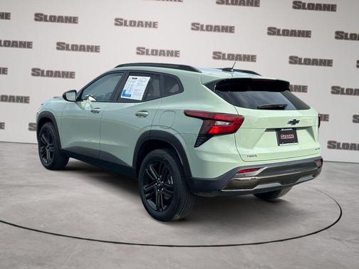 Cacti Green 2025 Chevrolet Trax FWD ACTIV